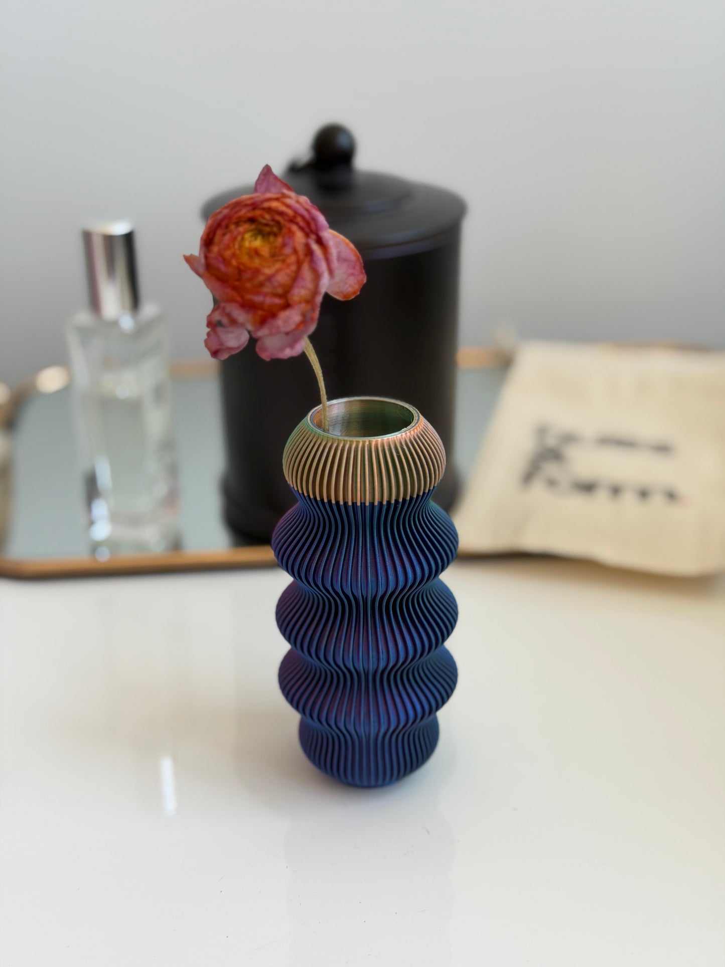 bud vase - zippa (blue/green/peach & blue/green/red)